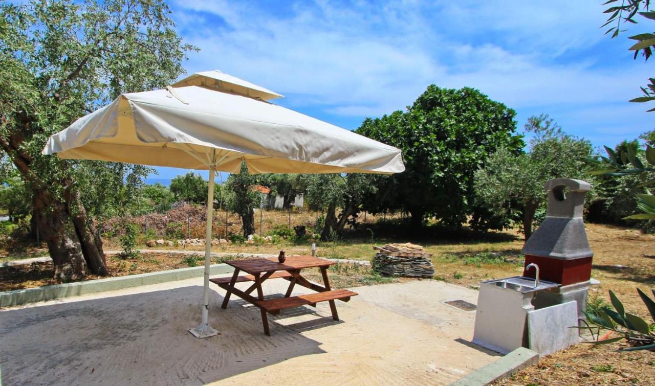 Panos House Apartment Koinira Bagian luar foto